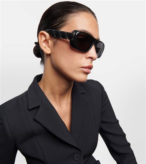 Lady 95.22 S1I square sunglasses in black .